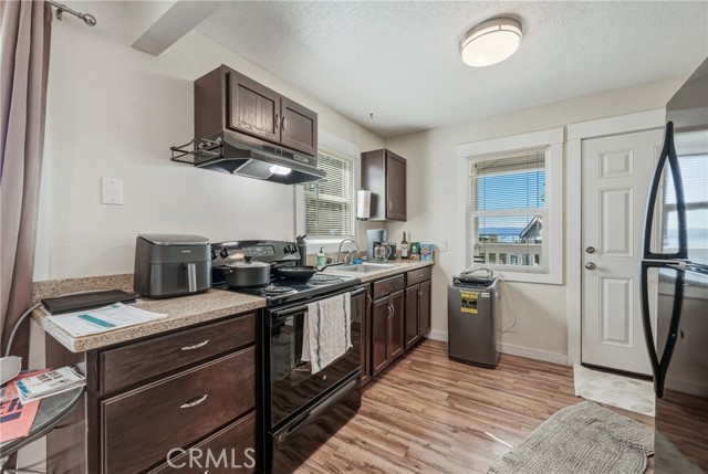 4550 Lakeshore, Lakeport