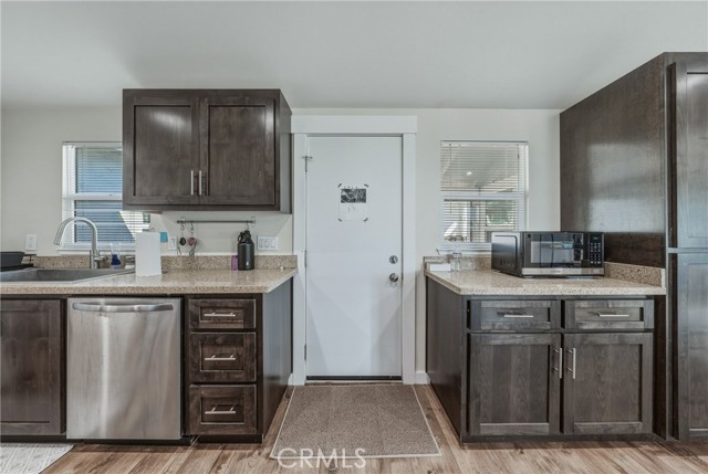 4550 Lakeshore, Lakeport