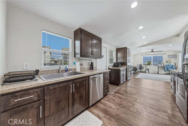 4550 Lakeshore, Lakeport
