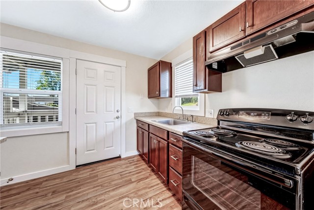 4550 Lakeshore, Lakeport