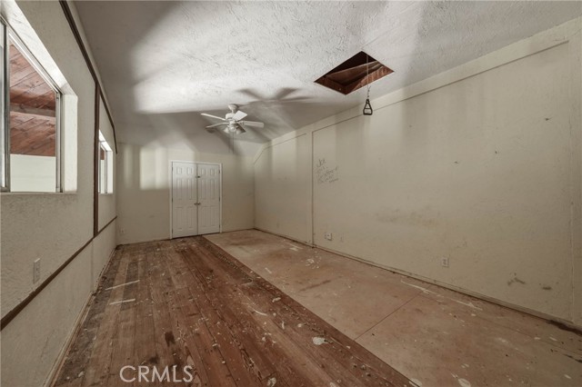 12487 The Plaza, Clearlake Oaks
