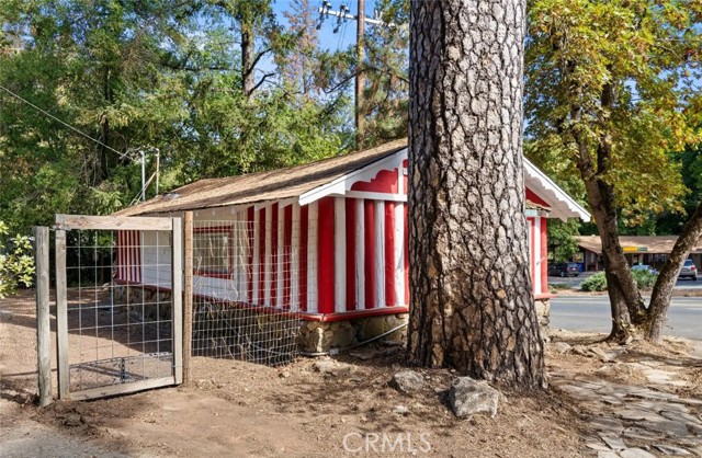 16363 State Hwy 175, Cobb