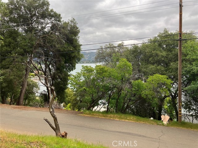 3153 Southlake Drive, Kelseyville