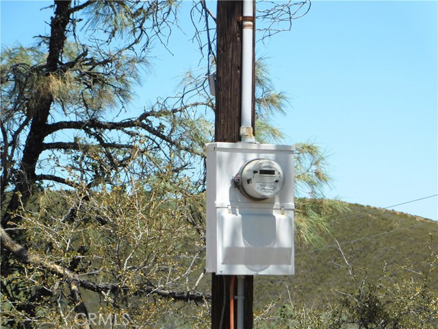 997 Watertrough Rd, Clearlake Oaks