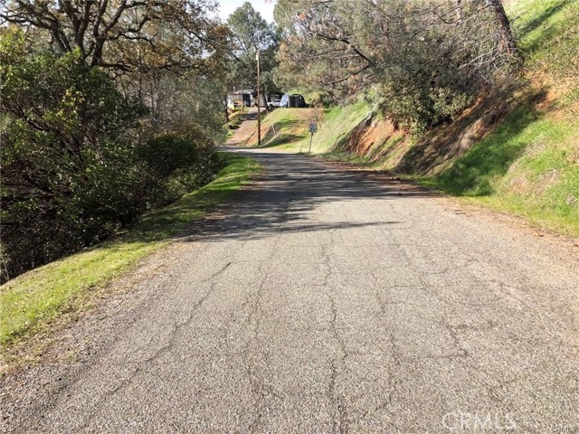 11725 Lakeview Drive, Clearlake Oaks
