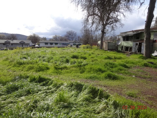 4433 Pine Avenue, Clearlake