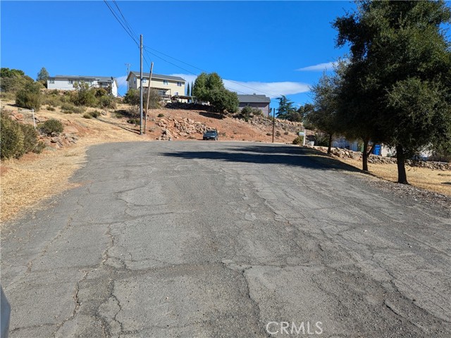 9252 Takelma Court, Kelseyville