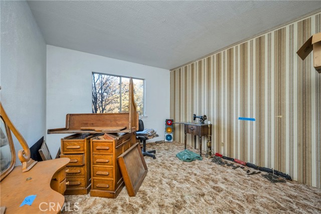 19665 Oat Hill Road, Middletown