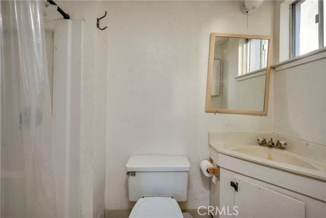 19665 Oat Hill Road, Middletown