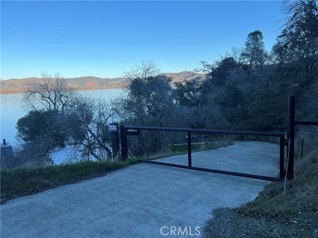 11210 North Drive, Clearlake