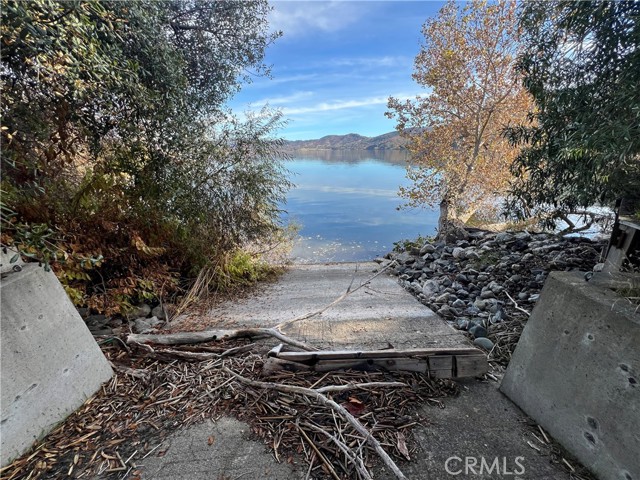 11210 North Drive, Clearlake