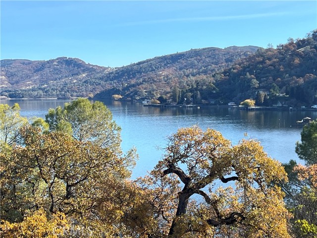 11210 North Drive, Clearlake
