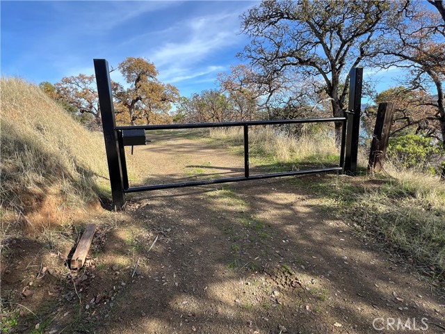 11210 North Drive, Clearlake