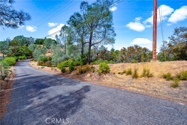12220 Cerrito Drive, Clearlake Oaks