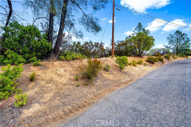 12220 Cerrito Drive, Clearlake Oaks