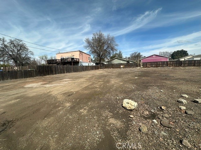 14240 Pearl Avenue, Clearlake