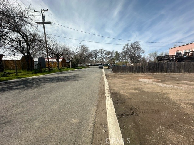 14240 Pearl Avenue, Clearlake