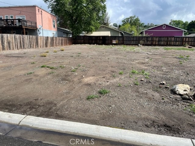 14240 Pearl Avenue, Clearlake