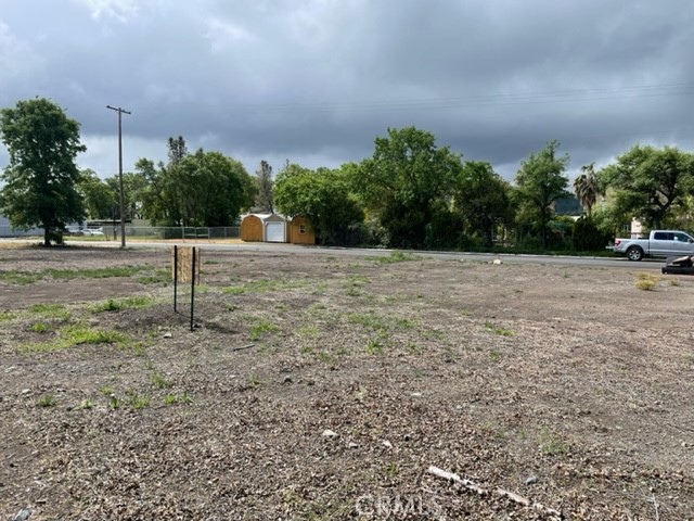 14240 Pearl Avenue, Clearlake