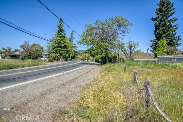 2832 Lakeshore Boulevard, Lakeport