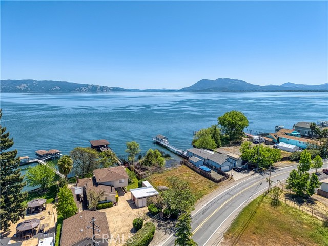 2832 Lakeshore Boulevard, Lakeport
