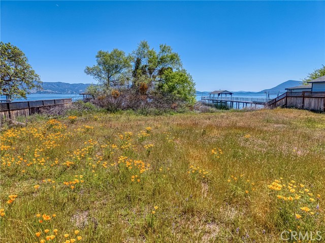 2832 Lakeshore Boulevard, Lakeport