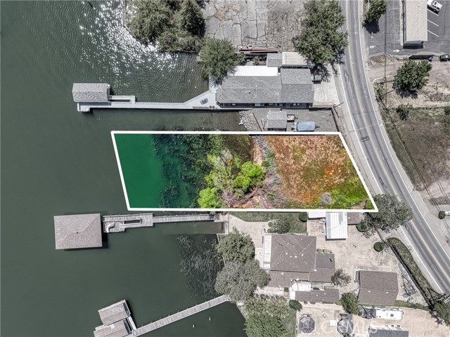 2832 Lakeshore Boulevard, Lakeport