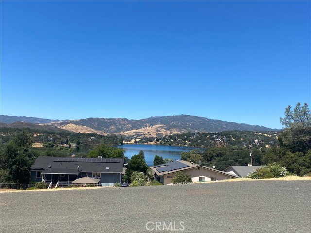 17211 Meadow View Drive, Hidden Valley Lake
