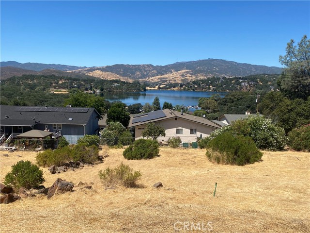 17211 Meadow View Drive, Hidden Valley Lake