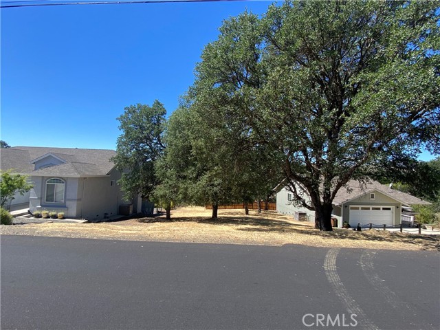 18981 Moon Ridge Road, Hidden Valley Lake