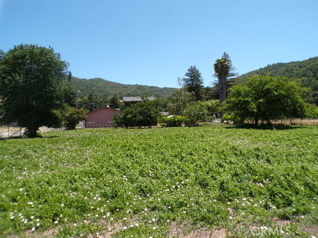 6902 Frontage Road, Lucerne