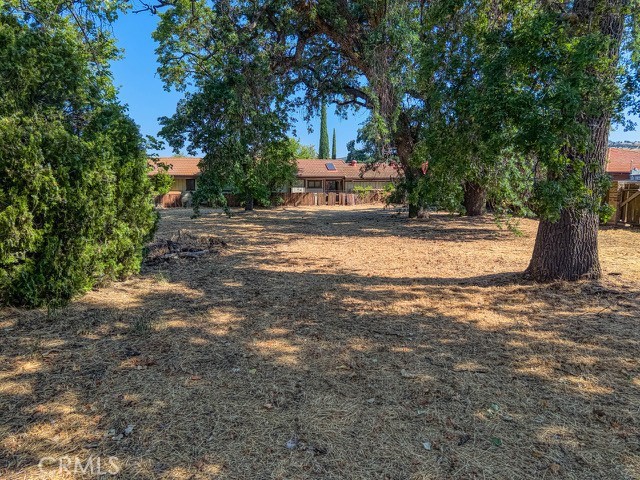 14089 Lakeshore Drive, Clearlake
