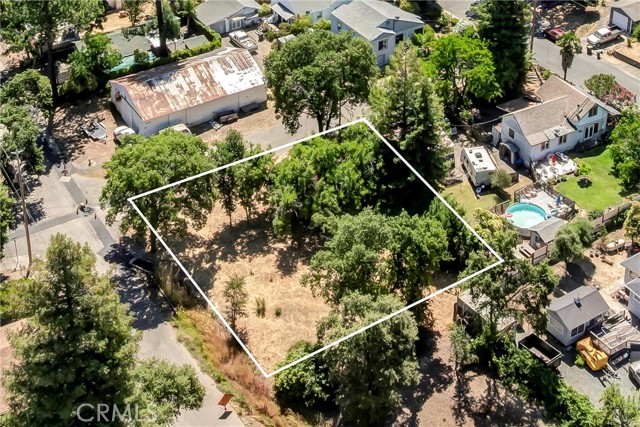 521 10th Street, Lakeport