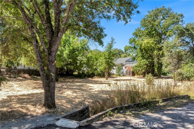 521 10th Street, Lakeport