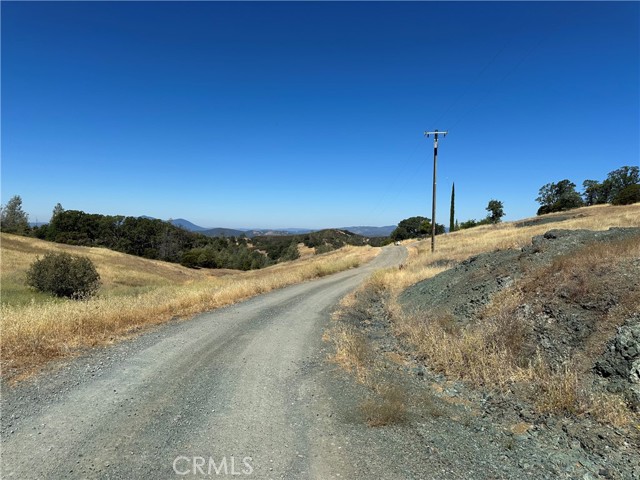 22017 No Guns Road, Clearlake Oaks