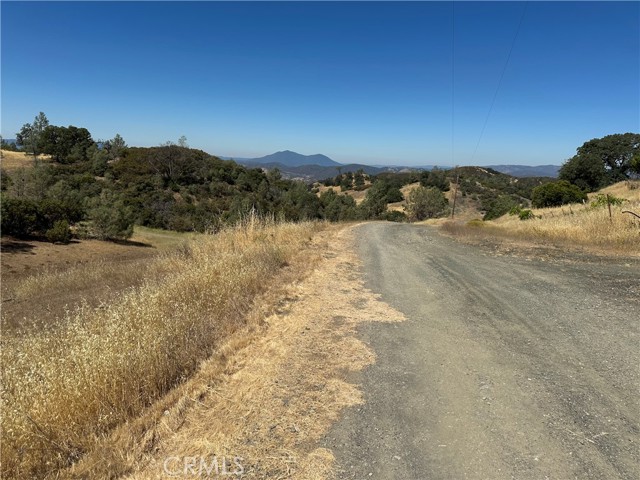 22017 No Guns Road, Clearlake Oaks