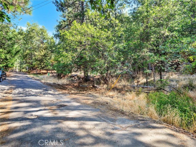 16370 Manzanita Court, Cobb