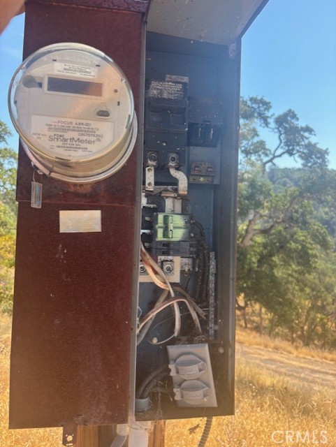 10877 Crestview Drive, Clearlake