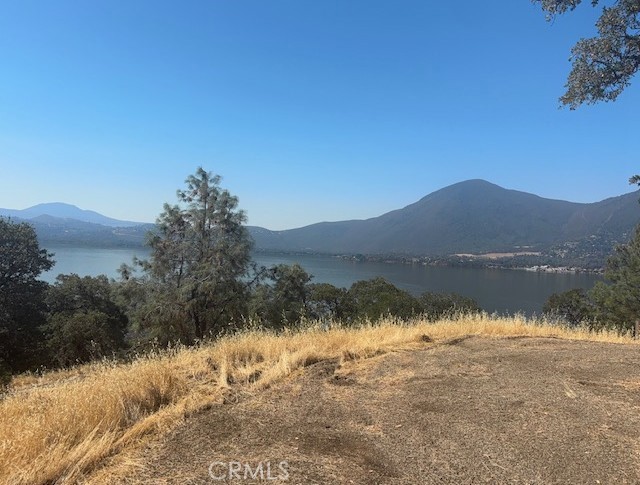 10877 Crestview Drive, Clearlake