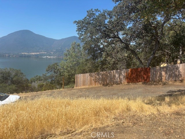 10877 Crestview Drive, Clearlake