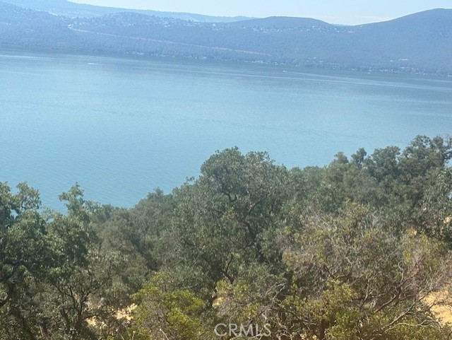 10877 Crestview Drive, Clearlake