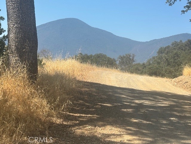 10877 Crestview Drive, Clearlake