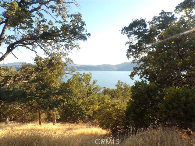 10977 Crestview Drive, Clearlake