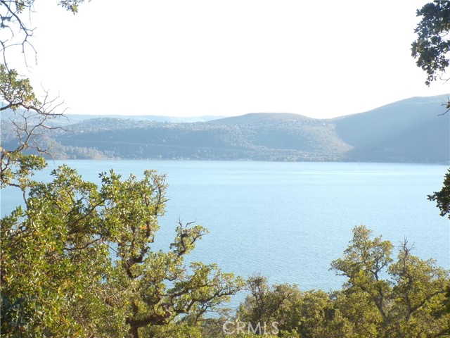 10977 Crestview Drive, Clearlake