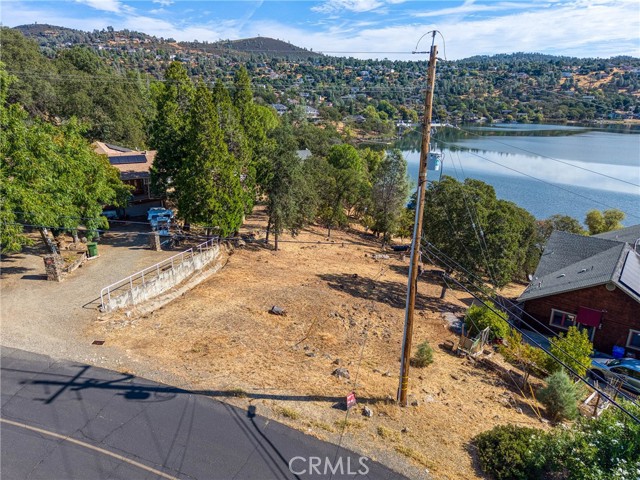 17200 Knollview Drive, Hidden Valley Lake