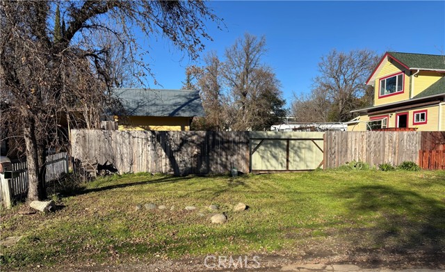 320 Armstrong Street, Lakeport