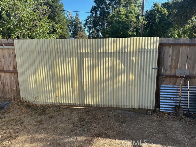 320 Armstrong Street, Lakeport