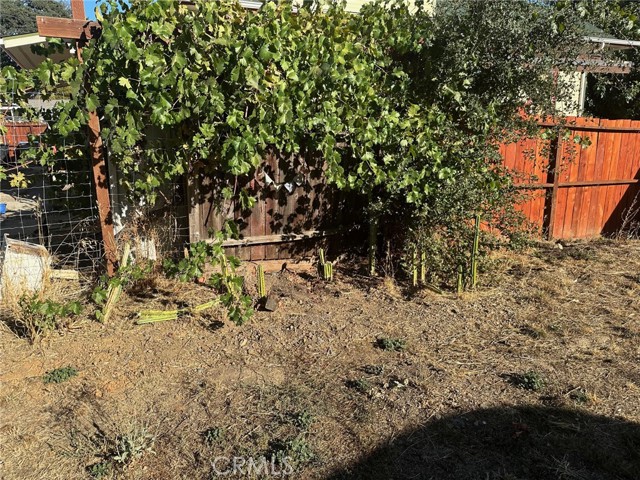 320 Armstrong Street, Lakeport