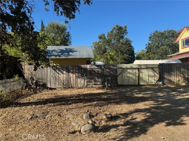 320 Armstrong Street, Lakeport