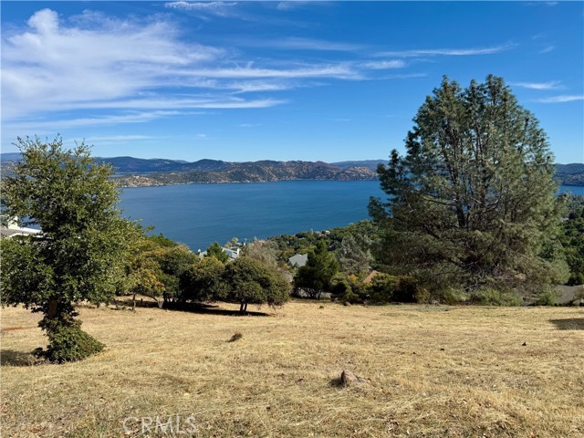 8187 N. Heights Dr., Kelseyville